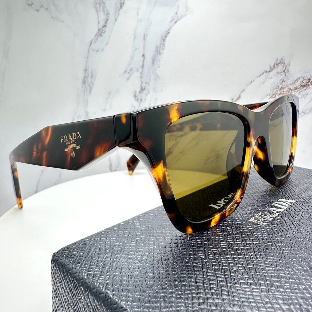 New PRADA Sunglasses - Picture 5 of 16